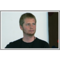 HEADY: News Headline Abstraction Through Event Pattern Clustering icon