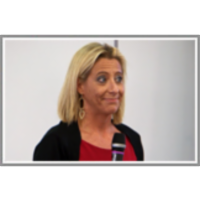 5 x 5  x 5 - (5 speakers for 5 minutes with 5 slides) icon