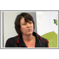 5 x 5  x 5 - (5 speakers for 5 minutes with 5 slides) icon