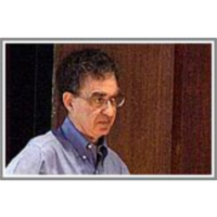 Learning in Hierarchical Architectures: from Neuroscience to Derived Kernels