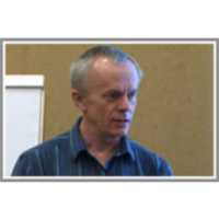 Inexact Search Directions in Interior Point Methods for Large Scale Optimization