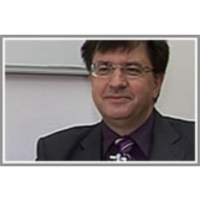 Ekonomist, filozof, nekdanji minister