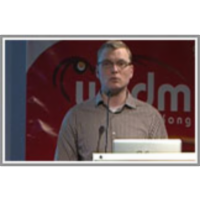 Identifying 'Influencers' on Twitter icon