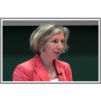 Oprijemljivi računalniški vmesnik pri poučevanju in učenju geometrije